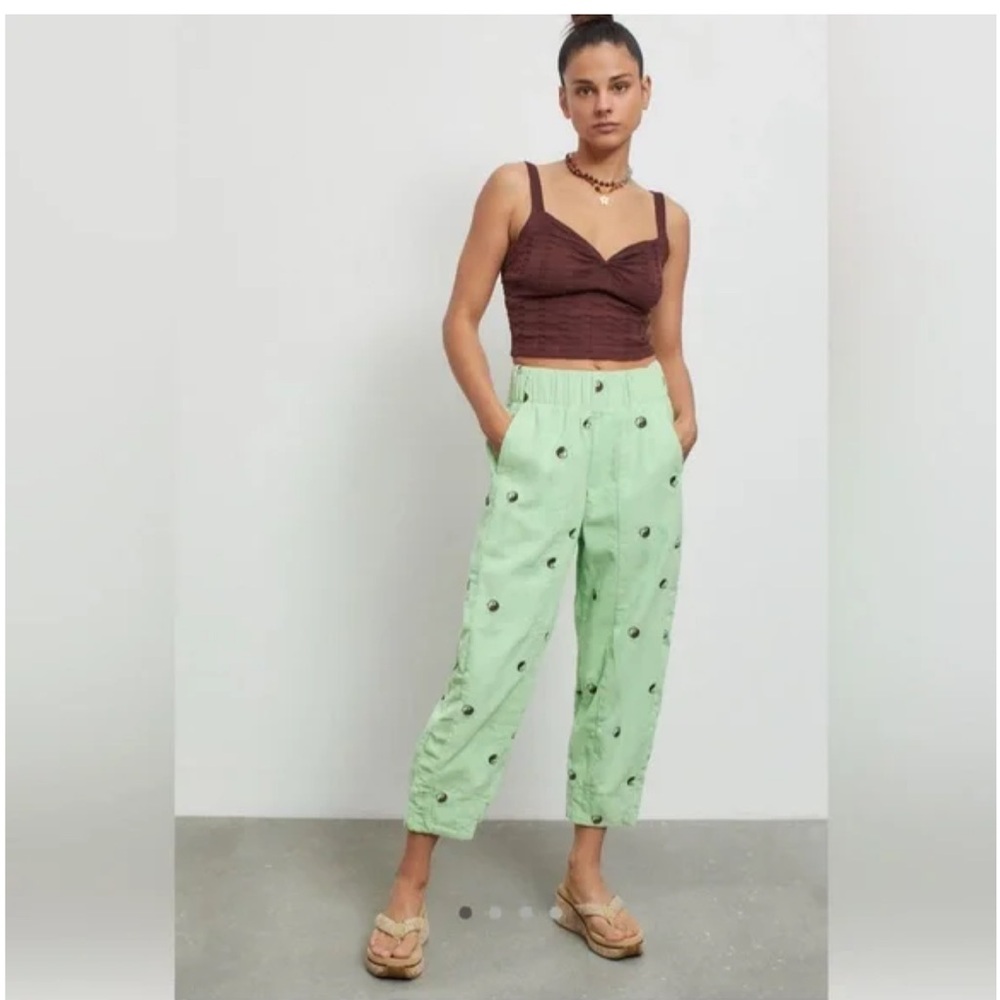 BDG Corduroy Light Green Cropped Pants with Yin Yang Detail Size Small